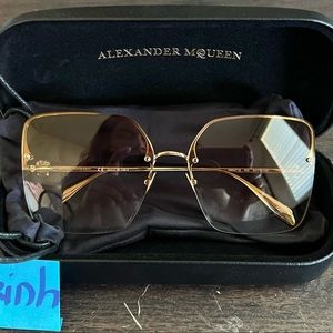 ❌SOLD❌ Alexander McQueen sunglasses